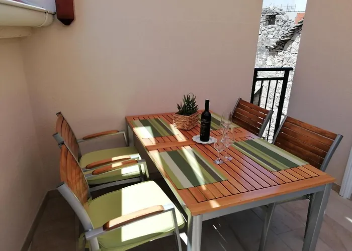 Bracera Lägenhet Primošten